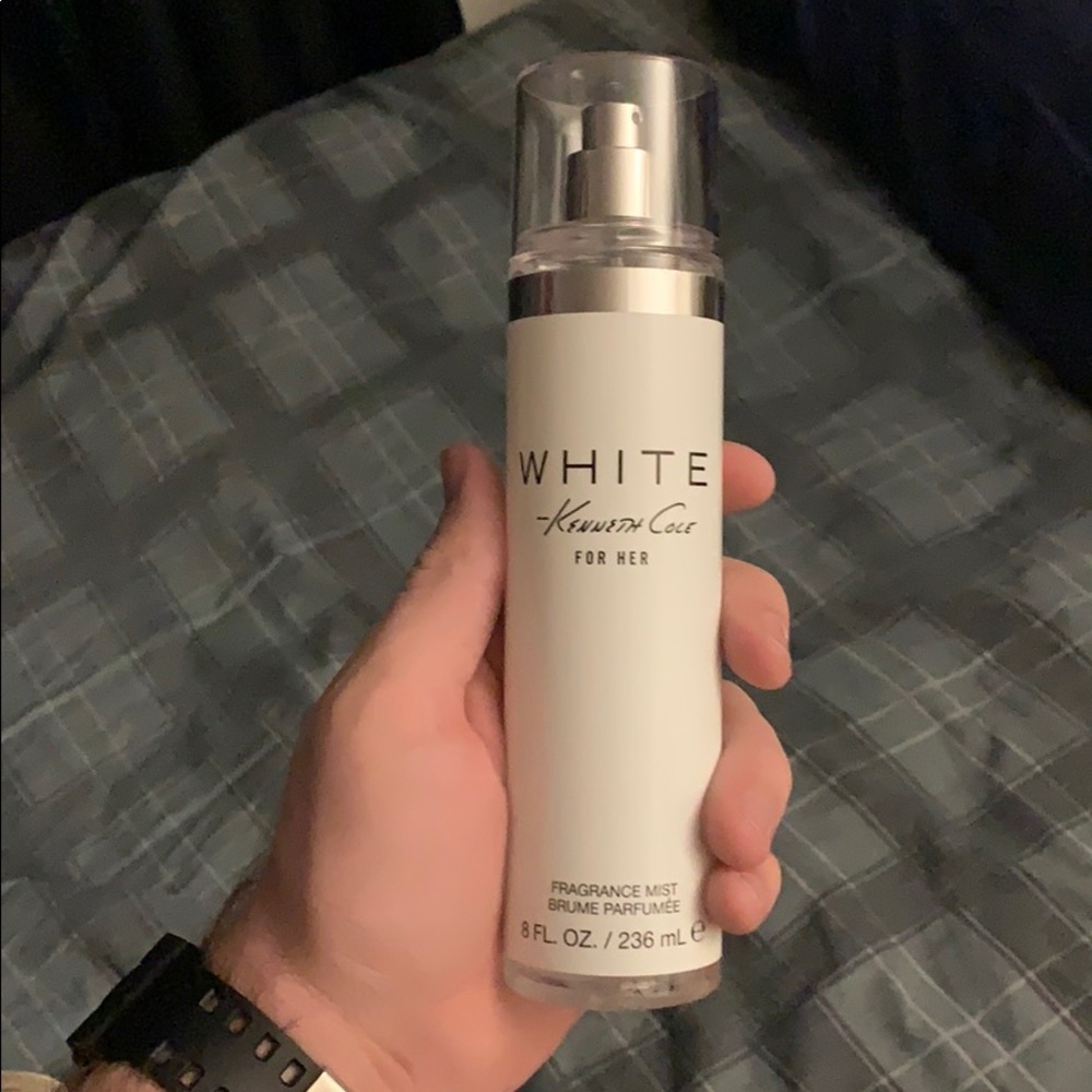 Kenneth Cole White For Women Spray
